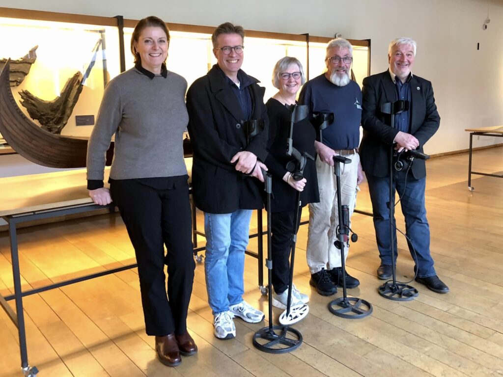 Det nyvalgte styret i Vestland Kulturvernnettverk. Astrid Larsen i midten. Foto: Bergen Sjøfartsmuseum/Kulturvernforbundet/Vestland Kulturvernnettverk